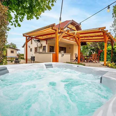 Holiday home Lime Weekendhouse 1-2