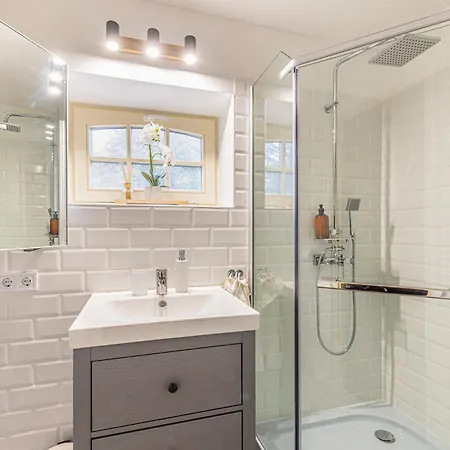 Lime Weekendhouse 1-2 Balatonakarattya