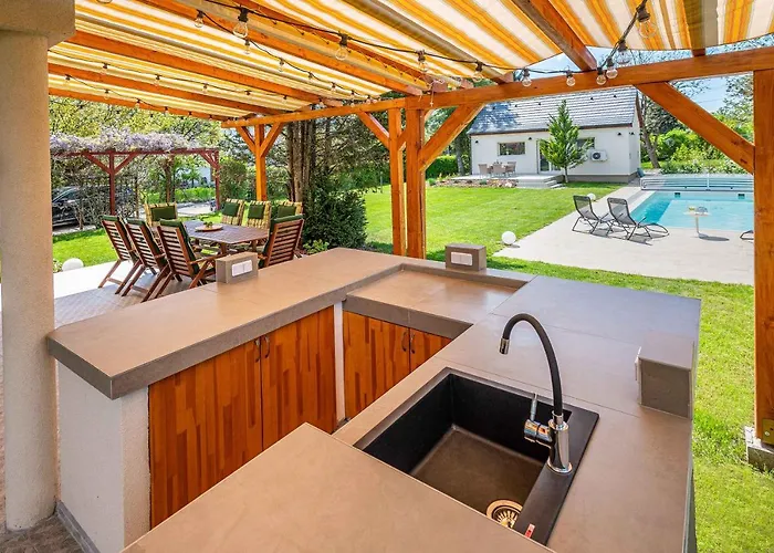 Lime Weekendhouse 1-2