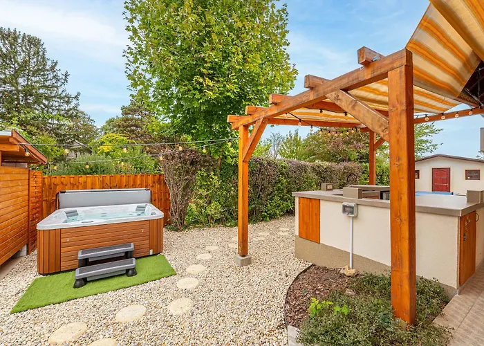 Lime Weekendhouse 1-2 Сasa de vacaciones *