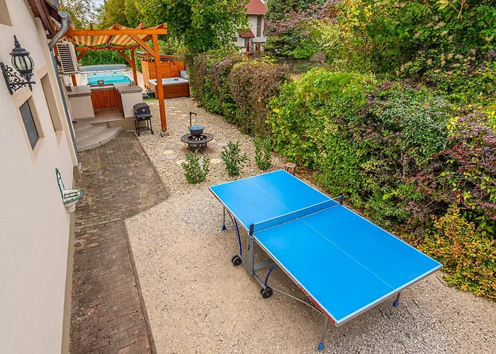 Lime Weekendhouse 1-2 *